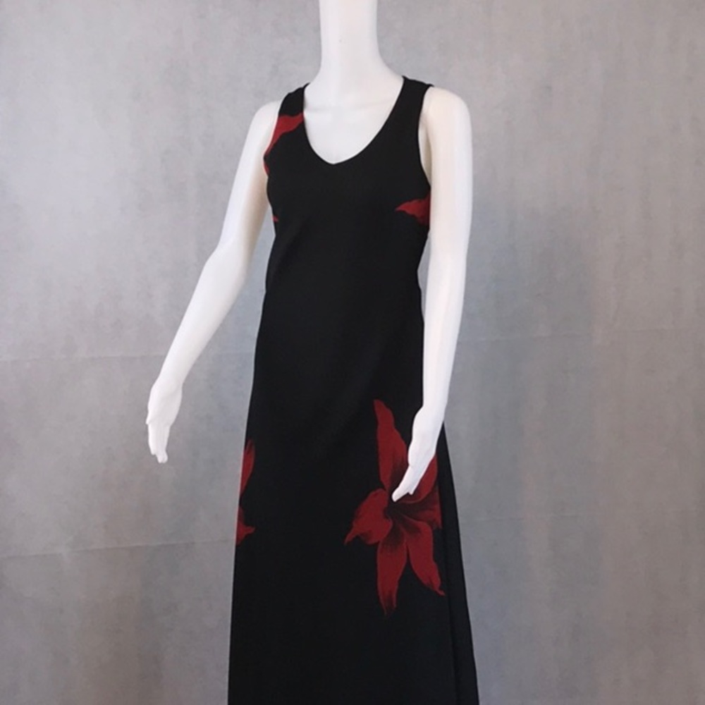 Womens dress size 12 black red flowers full length
